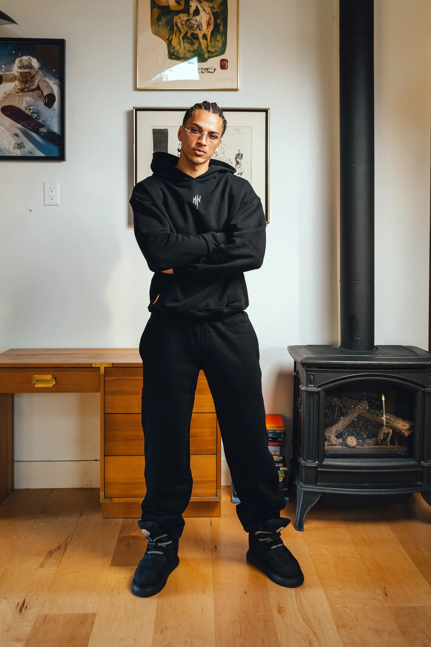 MULEN SIGNATURE EMBROIDRED HOODIE